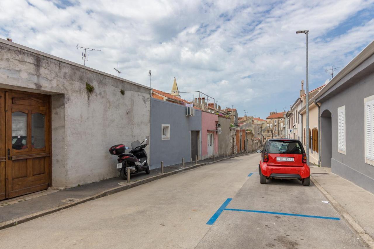 Apartment Box Porec Exterior photo